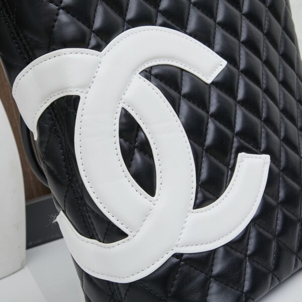 Chic Charm CN Handbag 9958-002