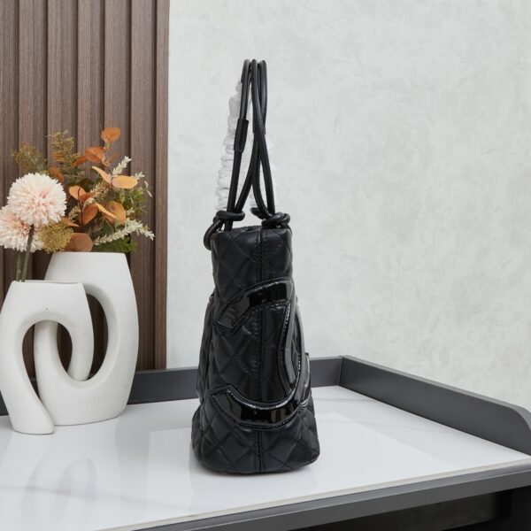 Chic Charm CN Handbag 9958-002