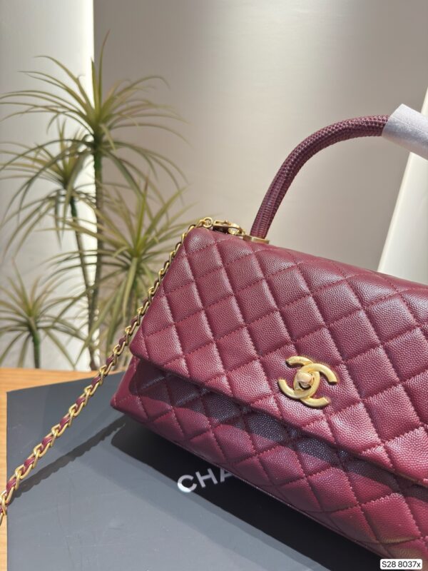 Stylish Fashion Carry CN Handbag 8037