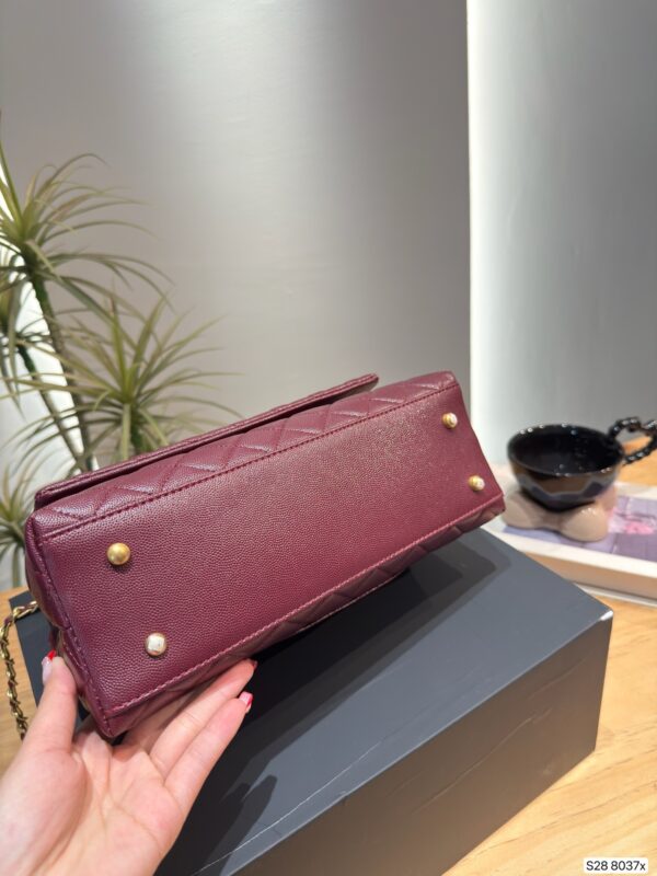 Stylish Fashion Carry CN Handbag 8037