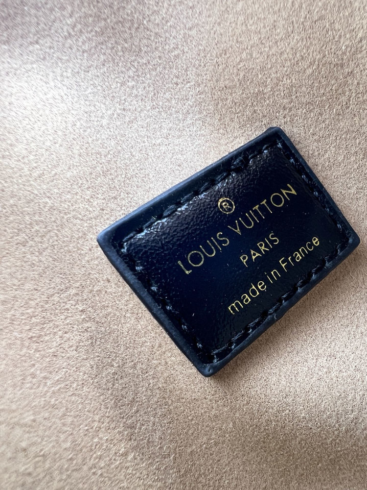 Luxury LV Handbag M18076-M15159 Luxury LV Handbag M18076-M15159