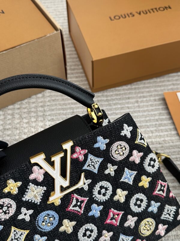 Stylish Fashion Carry LV Handbag LV2511106