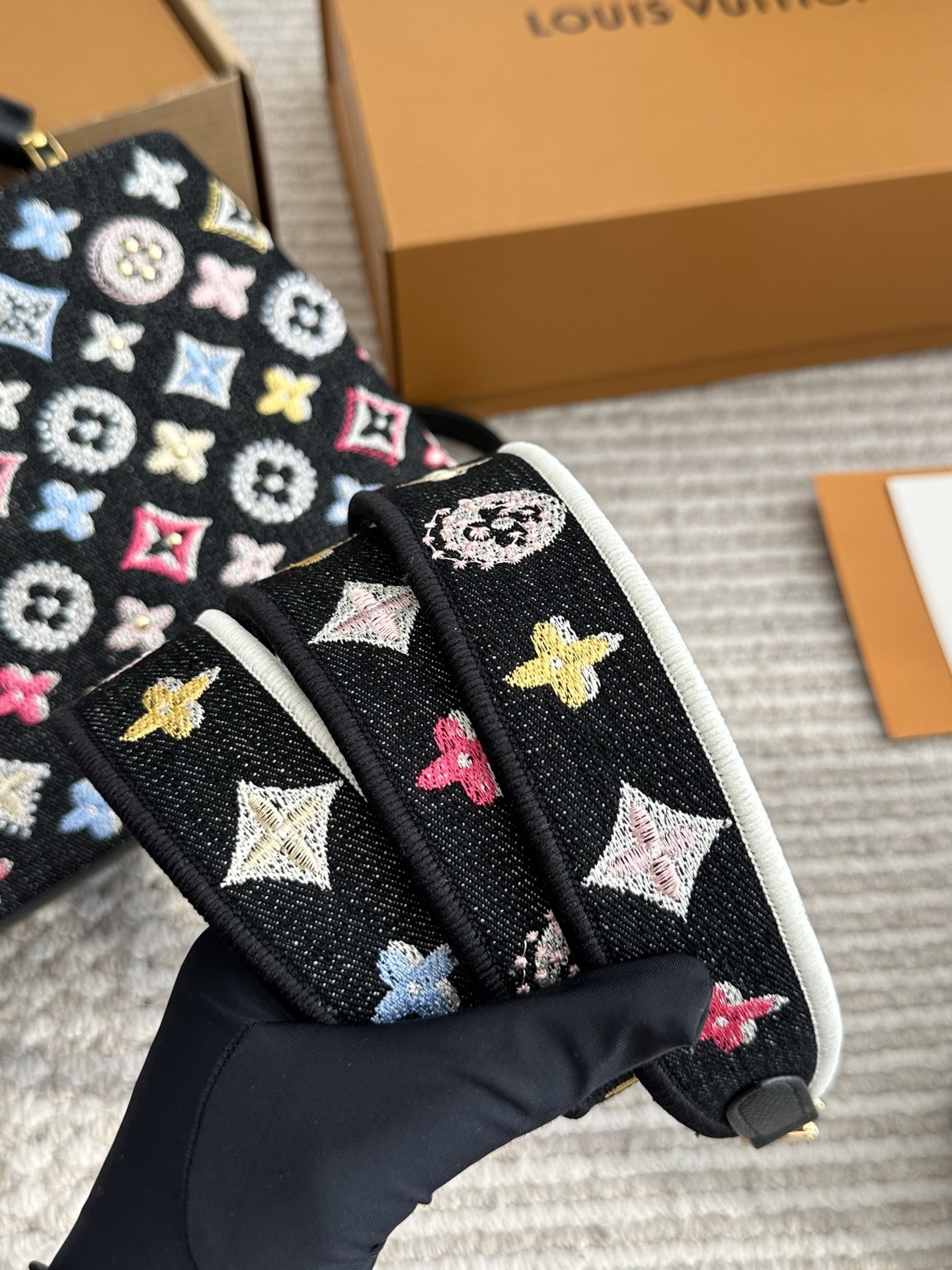 New Collection Fashion LV Handbag LV2511106 New Collection Fashion LV Handbag LV2511106