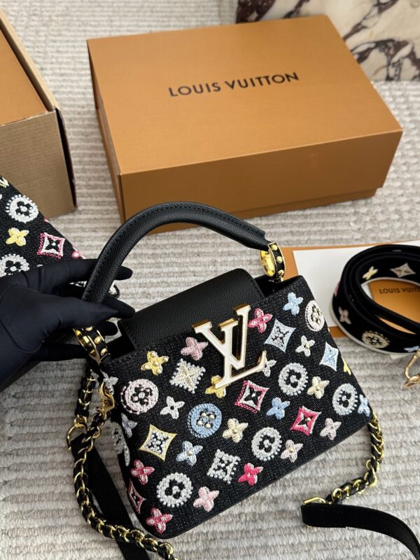 Stylish Fashion Carry LV Handbag LV2511106