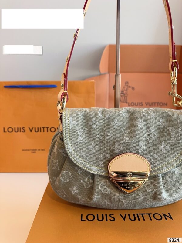Stylish Fashion Carry LV Handbag LV2511116 Stylish Fashion Carry LV Handbag LV2511116