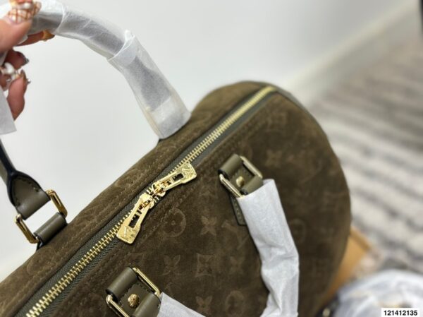 Stylish Fashion Carry LV Handbag LV2511108