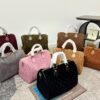 Stylish Fashion Carry LV Handbag LV2511108