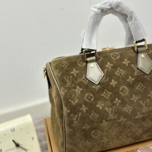 New Collection Fashion LV Handbag LV2511108 16 a77369b6