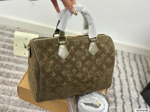 Stylish Fashion Carry LV Handbag LV2511108