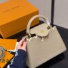 Stylish Fashion Carry LV Handbag 2511093