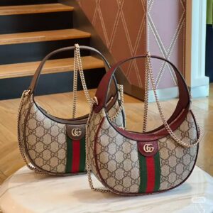 Luxury Gucci Handbag 838463