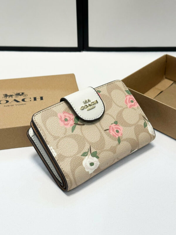New Collection Fashion Wallet H560 New Collection Fashion Wallet H560