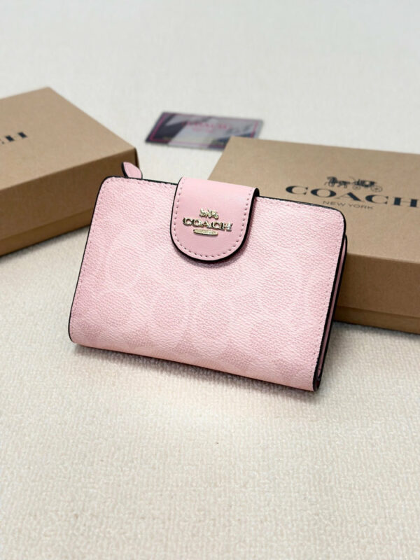 New Collection Fashion Wallet H561 New Collection Fashion Wallet H561