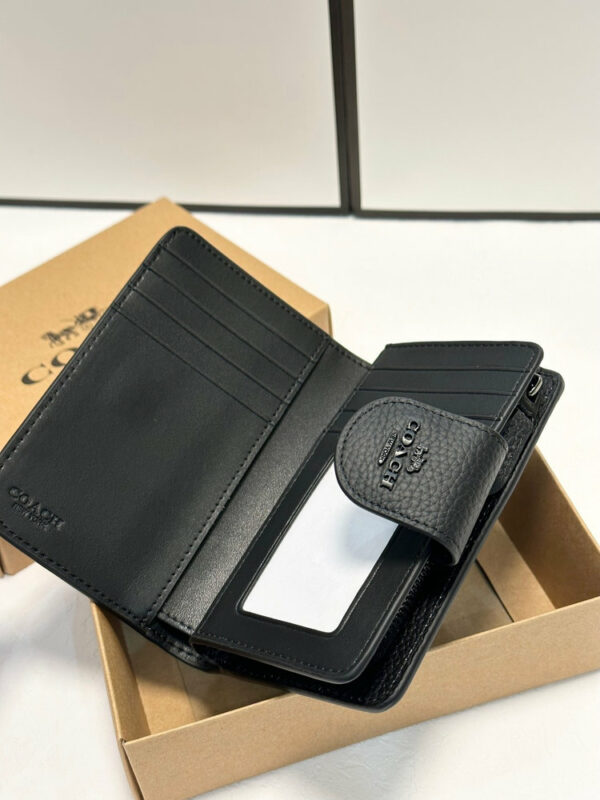 New Collection Fashion Wallet H562 New Collection Fashion Wallet H562
