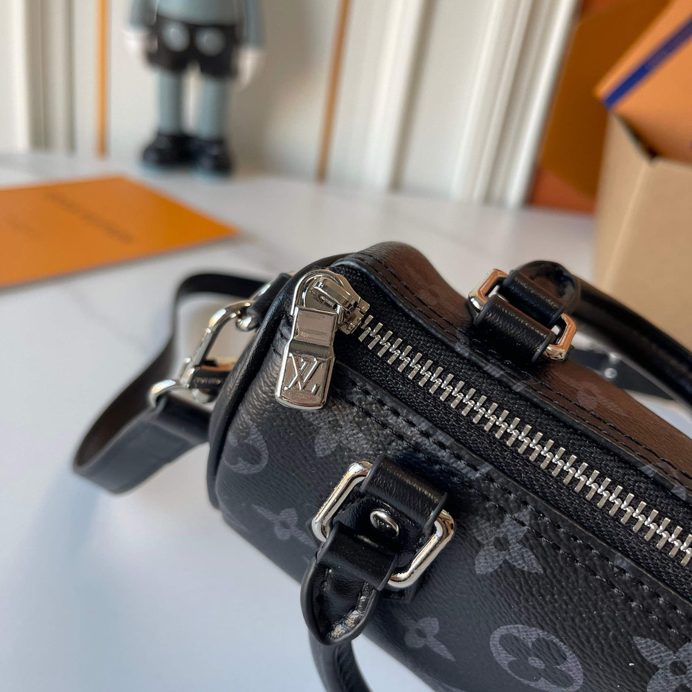 Luxury LV Handbag M26573-M15102 Luxury LV Handbag M26573-M15102