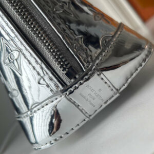 Luxury LV Handbag M27037-M26335