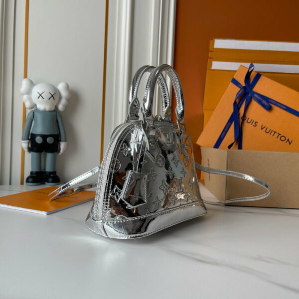 Chic Charm LV Handbag M27037-M26335