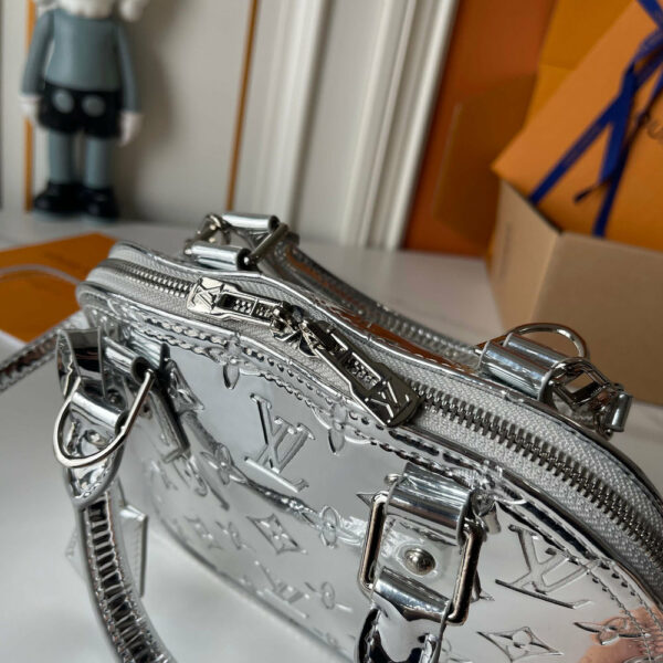 Chic Charm LV Handbag M27037-M26335