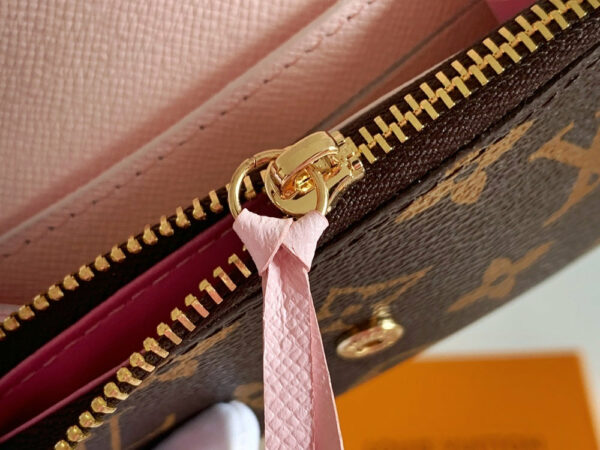 New Collection Fashion Wallet 302 New Collection Fashion Wallet 302