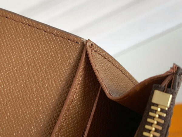 New Collection Fashion Wallet 302 New Collection Fashion Wallet 302