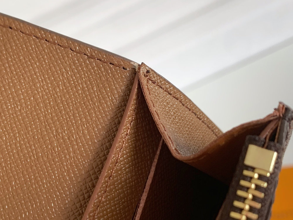 New Collection Fashion Wallet 302 New Collection Fashion Wallet 302