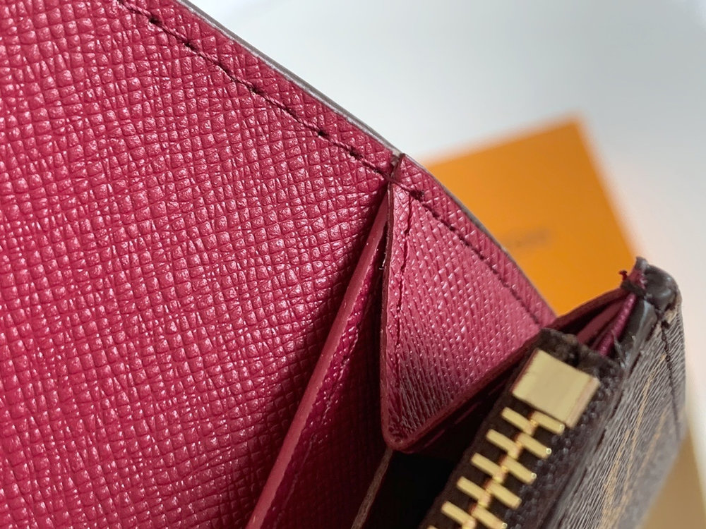 New Collection Fashion Wallet 302 New Collection Fashion Wallet 302