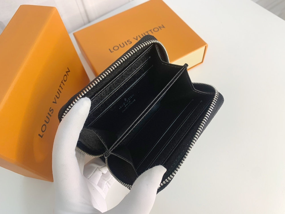 New Collection Fashion Wallet 303 New Collection Fashion Wallet 303