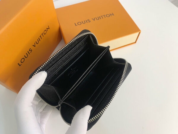 New Collection Fashion Wallet 303