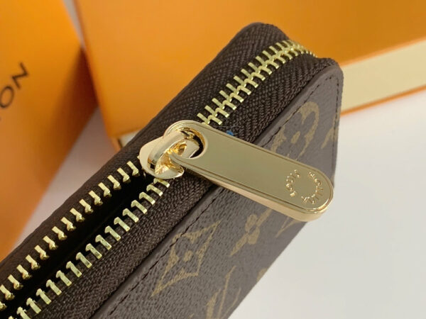 New Collection Fashion Wallet 303