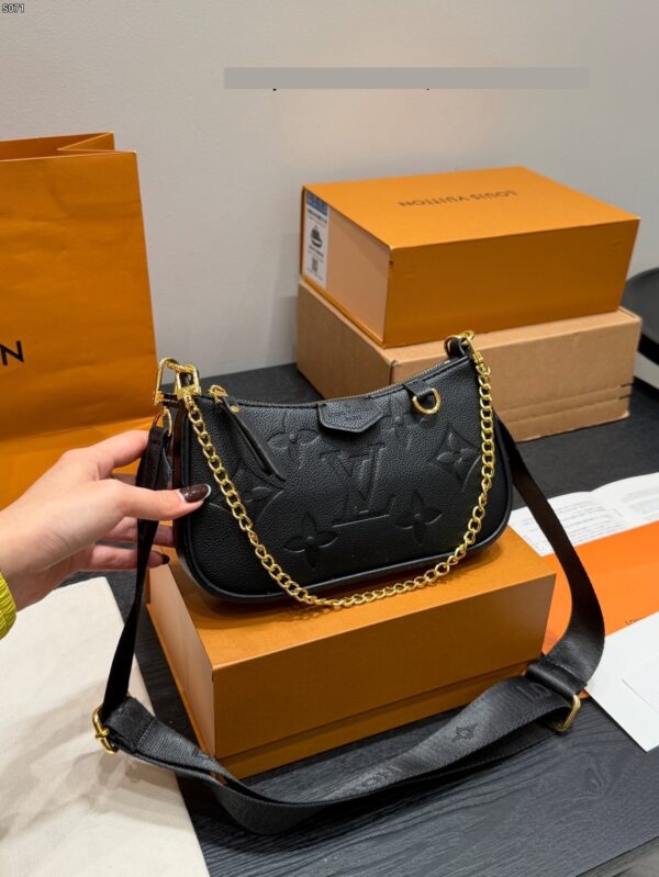Stylish Fashion Carry LV Handbag LV25112212