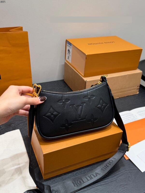 Stylish Fashion Carry LV Handbag LV25112212