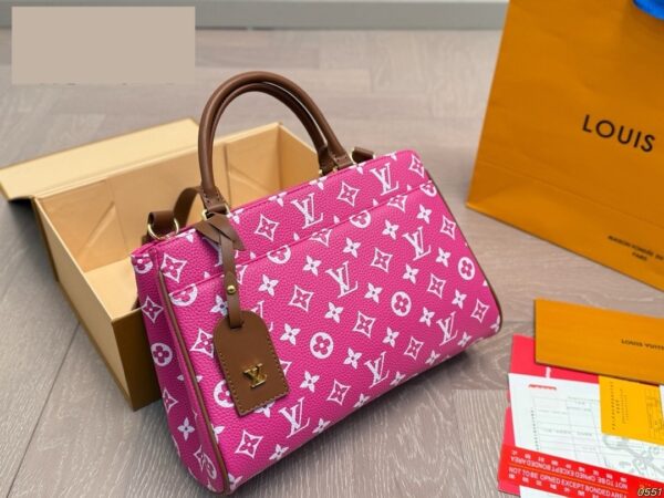 Stylish Fashion Carry LV Handbag LV2511223 Stylish Fashion Carry LV Handbag LV2511223