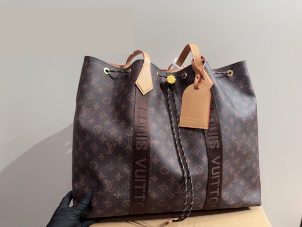 Stylish Fashion Carry LV Handbag LV25112210 Stylish Fashion Carry LV Handbag LV25112210