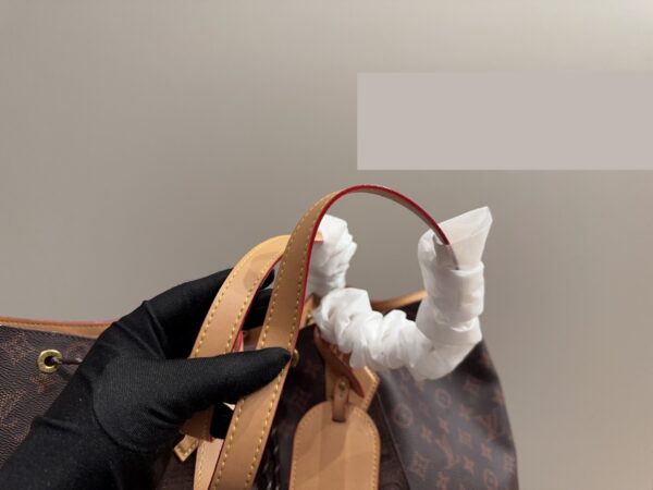 Stylish Fashion Carry LV Handbag LV25112210 Stylish Fashion Carry LV Handbag LV25112210