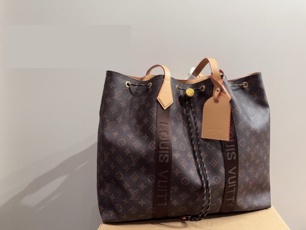 Stylish Fashion Carry LV Handbag LV25112210 Stylish Fashion Carry LV Handbag LV25112210
