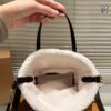 Stylish Fashion Carry LV Handbag LV2511196