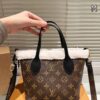Stylish Fashion Carry LV Handbag LV2511196