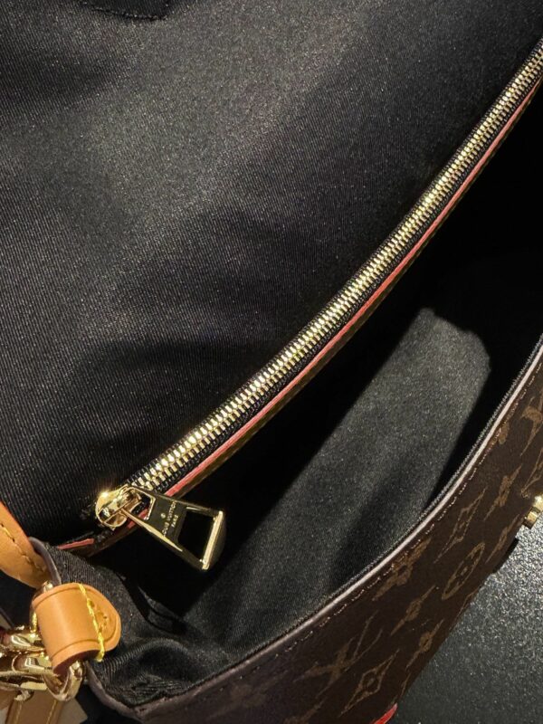 Stylish Fashion Carry Bag L311 Stylish Fashion Carry Bag L311