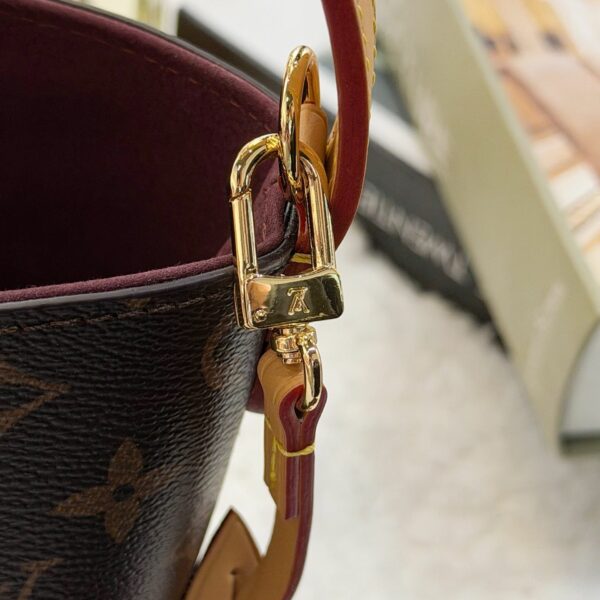 Stylish Fashion Carry Bag L308