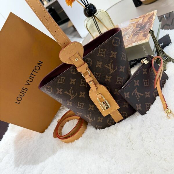 Stylish Fashion Carry Bag L308