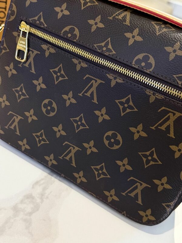 Stylish Fashion Carry Bag L306