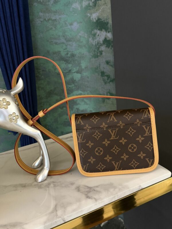 Stylish Fashion Carry Bag L305