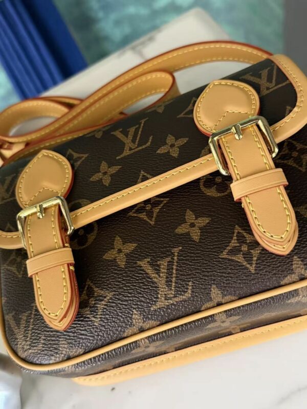 Stylish Fashion Carry Bag L305