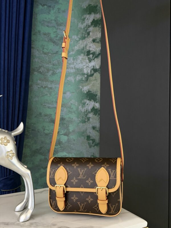 Stylish Fashion Carry Bag L305