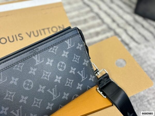 Stylish Fashion Carry LV Handbag LV25111310
