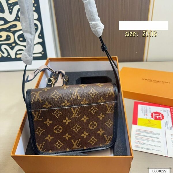 Stylish Fashion Carry LV Handbag LV2511135