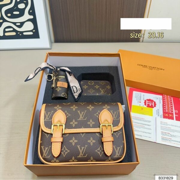 Stylish Fashion Carry LV Handbag LV2511135