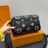 Stylish Fashion Carry LV Handbag LV2511132.1