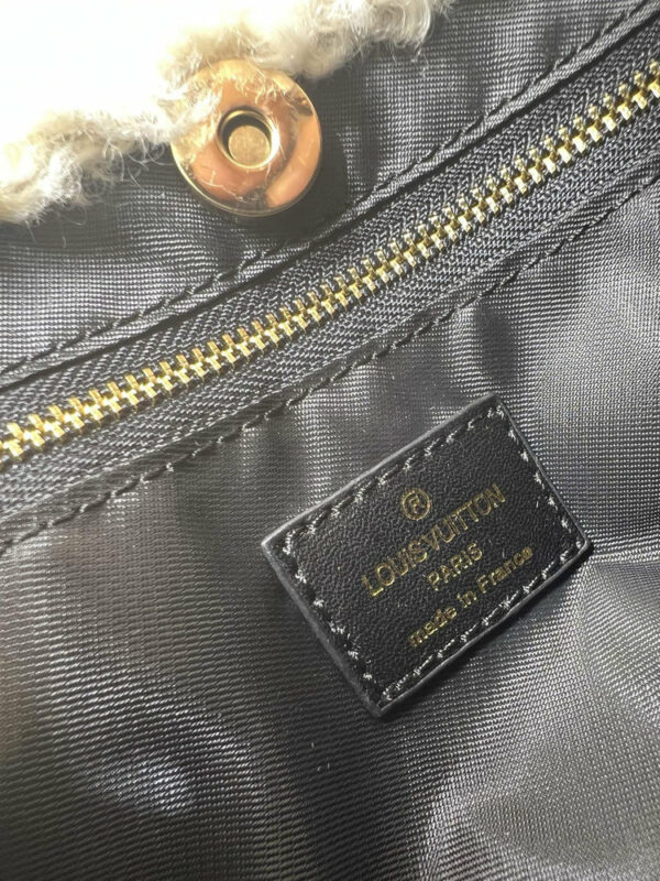Chic Charm LV Handbag M13014-M12888 Chic Charm LV Handbag M13014-M12888