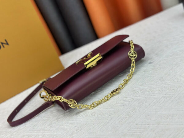 Chic Charm LV Handbag M12143-M12405